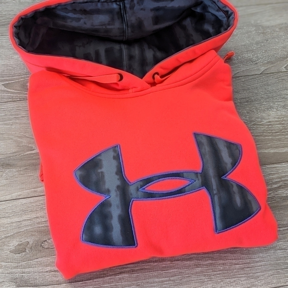 UNDER Armour Fleece Hoodie | Coral Pink Colour size Small/Medium
